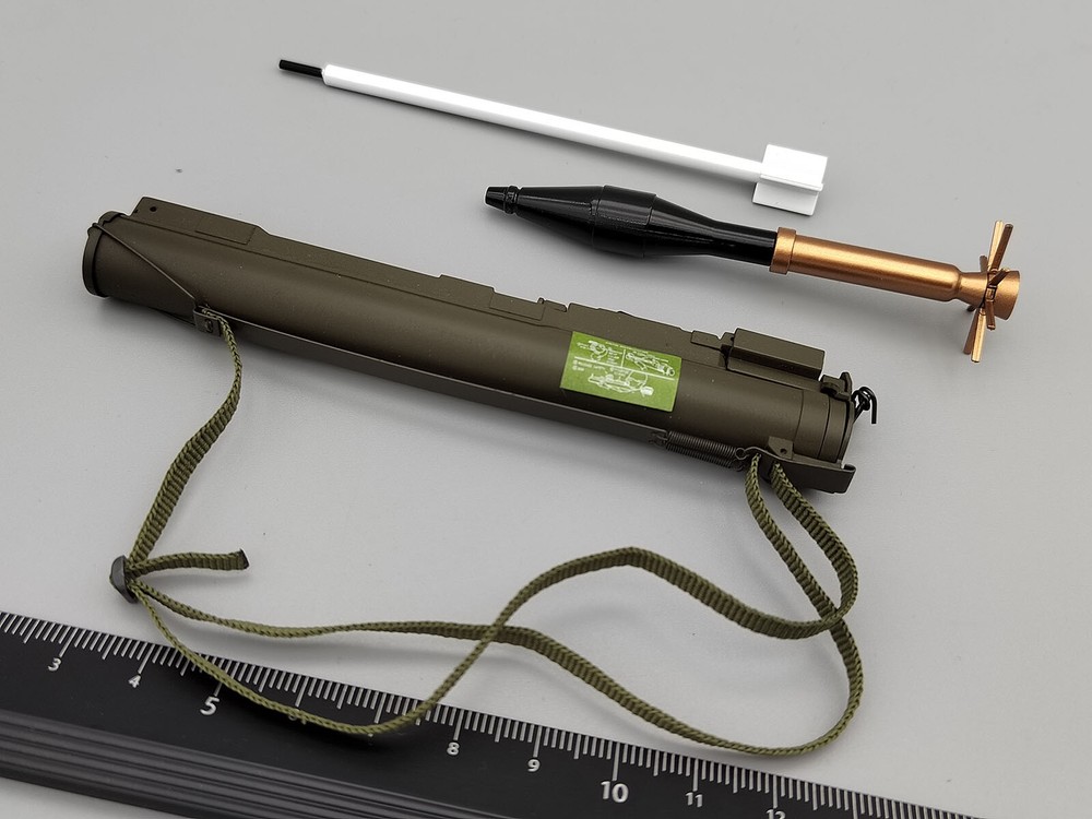 DAMTOYS DAM 78057 1/6 Scale The Green Berets Anti-tank Rocket Model