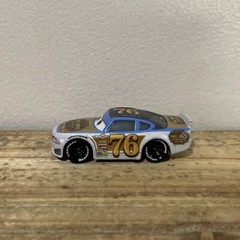 Disney Pixar Cars 3 Rev Roadages #76 Vinyl Toupee Piston Cup Racers 2 Vietnam