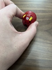 BAKUGAN Hakapoid 620g Red Pyrus GUNDALIAN INVADERS BakuCloser