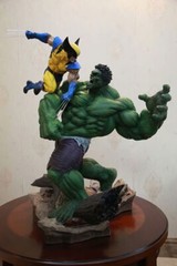 Hulk VS. Wolverine PVC Figure Statue Model Toy Collection Christmas Gift Toy