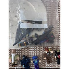 Roblox Action Figure Lot 20+ Figures and Accessories Pink Bunny Ninja Unicorn