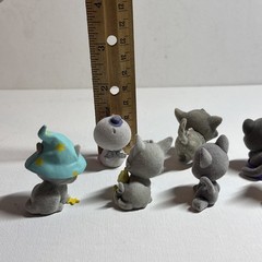 Lot of 7 Vintage Kitty In My Pocket & Puppy Figures – Flocked Cats & Dog