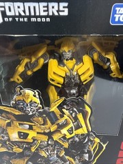 Transformers Dark of the Moon Bumblebee Studio Series 87 Deluxe Class Hasbro