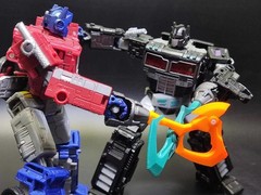 in stock! Hook Claw Axe Upgrade kit For Siege Earthrise Legacy OP Nemesis Prime