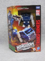Transformers Kingdom Autobot Pipes deluxe class figure War for Cybertron MISB