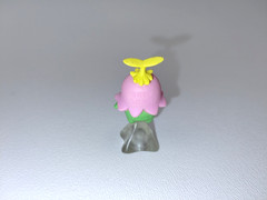 Digimon Sunflowmon Lalamon savers 1.5″ Bandai In hand