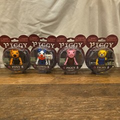 4 Piggy Action Figures Series 1 clowny tigry foxy DLC code robot 2020