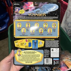 Star Trek Voyager Captain Kathryn Janeway Vtg 1995 Action Figure NEW Playmates