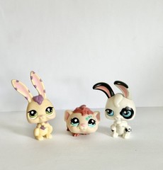 LPS Rabbit Guinea Pig Lot #1845 Purple Rabbit #2261 Guinea Pig Magic Motion PP4