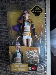KPop Demon Hunters HUNTR/X Rumi Golden Singing Doll Mattel Netflix New Sealed