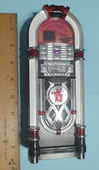 Disney HANNAH MONTANA 8″ Juke box – Lights Up Multiple Colors PLAYS 2 SONGS 2007