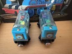 Learning Curve Wooden Thomas Train Set Exclusive Clownfish Aquarium Cars! VHTF!