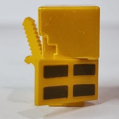 Minecraft Mini-Figure Chest Series #3 1″ Gold Alex with Shield Figure Mojang