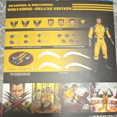 Mezco Toyz One:12 Collective Marvel Deadpool & Wolverine Wolverine Deluxe 2024