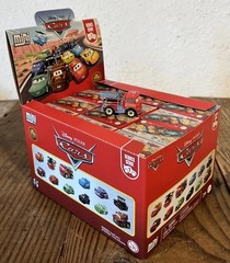 LOT 36 PIXAR RED FIRE TRUCK CARS MINI RACERS #01 SERIES 1 CASE RACE & RESCUE