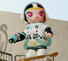 POP MART MEGA SPACE MOLLY VANS 1000% & 400% Figure PVC ABS PC w/Box JAPAN NEW