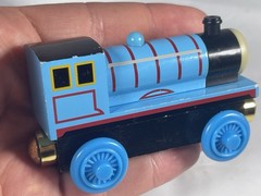 Thomas & Friends Wooden Train Tank Engine Edward Railway Gold Mags