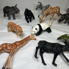 Safari Zoo Wildlife Animal Toy Figures Mixed Lot Of 12 Animals