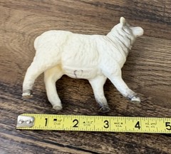 Vintage 4” White Sheep Action Figure Molded Plastic Made In Hong Kong