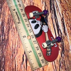 Tech Deck Fingerboard Blind Death Grim Reaper with Bat Figure Collector RARE