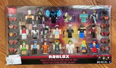 ROBLOX Action Collection From The Vault LIMITED EDITION – NEW – READ DESCRIPTION