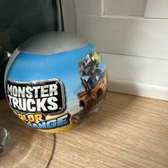 Surprise 5 Monster Trucks Color Change Mystery Capsules Kids Toy ZURU Brand New