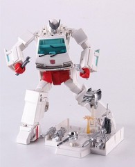 Masterpiece MP30 Ratchet 6″ Action Figure Toy New in Box