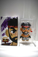 KIDROBOT X STREET FIGHTER RYU MEDIUM ART FIGURE