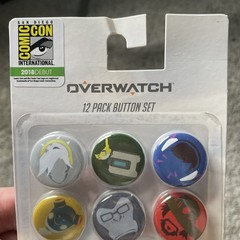 OVERWATCH BLIZZARD 12 PIECE BUTTON PIN SET COMIC CON SDCC 2018 IN HAND EXCLUSIVE