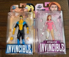 McFarlane Skybound Invincible Exclusive Yellow Suit Atom Eve Action Figure