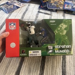 McFarlane NFL Deluxe 2 Pack Giants Michael Strahan Eagles Donovan McNabb In Box