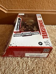 *NEW* SPARKLESS BOT Hasbro Transformers Netflix War for Cybertron Trilogy – Delu