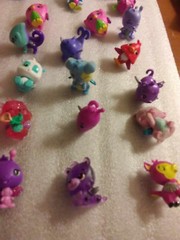 HATCHIMALS-Lot of 42-Collectible Figures-Cute Animals-Colorful RANDOM Figures!!