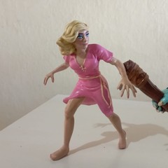 H.G. Wells’ George time traveler and Morlock For Time Machine 1/18 scale