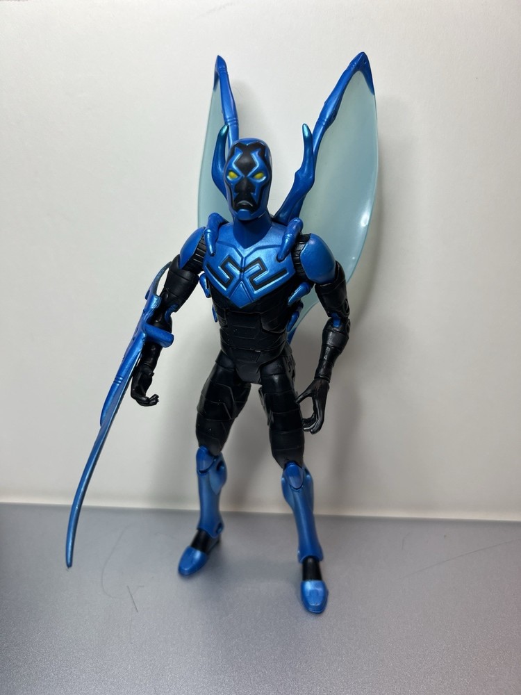 DC CLASSICS Blue Beetle Jaime Reyes DCUC Super Heroes Universe Loose FS