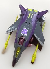 2004 TRANSFORMERS UNIVERSE ULTRA CLASS SOUNDWAVE WITH SPACE CASE COMPLETE