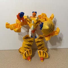 Hello Carbot Cretaceous Period Movie TRITON Dino Triceratops Transformer Robot