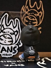 Authentic HIRONO × VANS LIMITED EDITION Figures Toys Designer Hot Gift