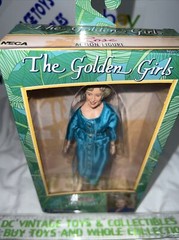 NECA The Golden Girls Rose Action Figure 8″ Betty White, NIB