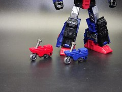 BDT studio BDT-44 weapon kits for Legacy Autobot Skids,in stock