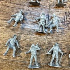 2″ Astronaut Plastic Action Figures Lot Of 30 Plus Pieces Vintage