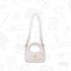 Mini Brands ZURU Fashion Series 4 Cream White Purse Tote – 1:6 Scale Doll Bag