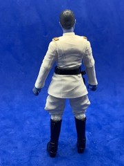 Star Wars Ahsoka Figure: Grand Admiral Thrawn “B”w/resin Ysalamiri & Mouse Droid