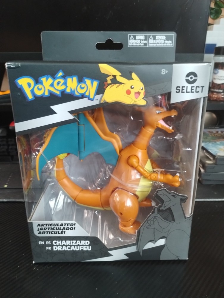 Pokemon Select Series 1 Charizard 6″ Articulated Action Figure – Brand New