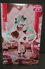 Hatsune Miku x TIROL Chocolate Trio-Try-iT Milk Ver Figure New FuRyu – US Seller