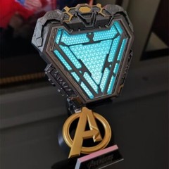 Marvel Peripherals Mark MK50 Iron Man Reactor Chest Lamp 1:1 Ark Electromagnetic
