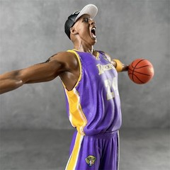 NBA Kobe Bryant Lakers Figure Statue Commemorative Model Boxed 13in Purple