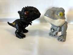 Mattel Jurassic Park 2.4 in Snap Squad Action Figures