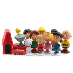 Peanuts Charlie Brown Snoopy Playset 12 Figure Cake Topper Usa Toy Set