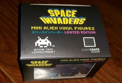 Loot Crate Space Invaders Mini Alien Vinyl 3″ Figure Limited Edition pink blue